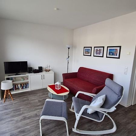 Bernstein Apartment Gelbensande Bagian luar foto